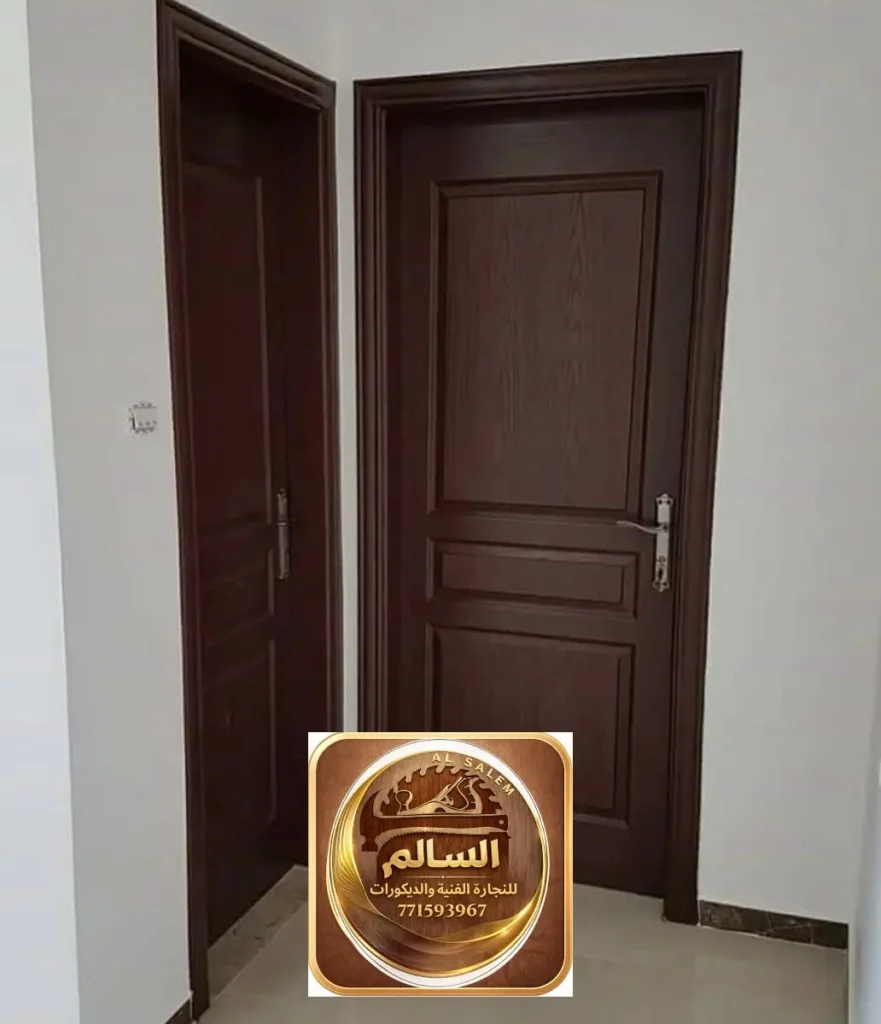 باب خشب
